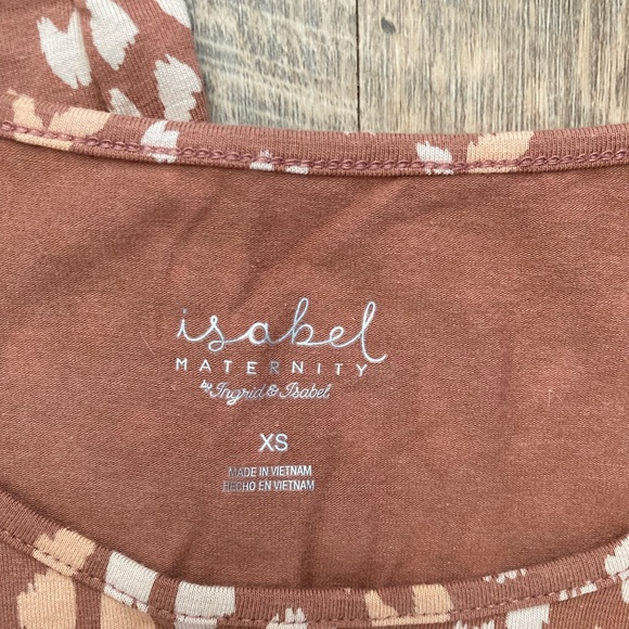 Isabel Maternity | Short Sleeve Body Con Leopard Print Dress - Picture 5 of 10